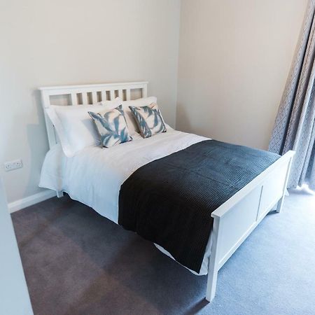 5 Star Brand New City Centre Apartment Belfast Exterior foto